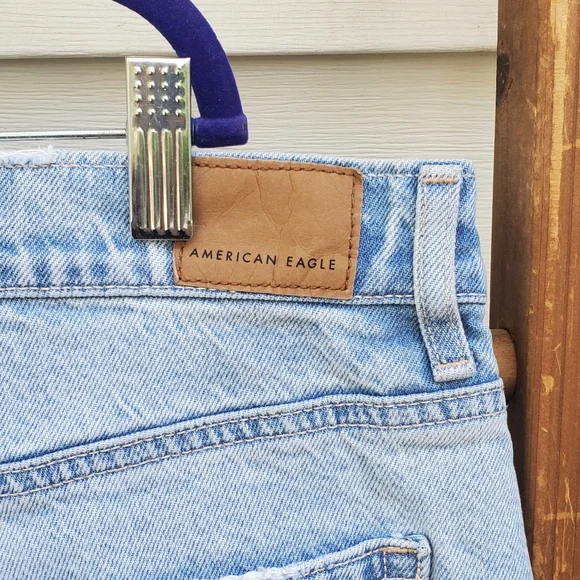 American Eagle Outfitters Super High Rise Straight Jeans Size 12 - Picture 4 of 7